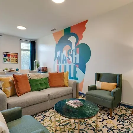 New Design-2 Miles To Broadway Appartement
